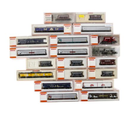Arnold N Gauge Continental Freight Wagons, a cased collection includes hopper wagons, 4434 (4), 4345, 4405 another unmarked a