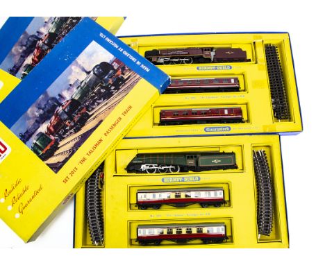 Boxed Hornby-Dublo 00 gauge 2-rail ref 2015 and 2022 Train Sets, no 2015 'The Talisman' with green 'A4' 4-6-2 locomotive and 