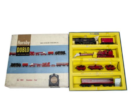 A Boxed Hornby-Dublo 00 gauge 2-rail ref 2049 BR Breakdown Train Set, a late set including 0-6-2T Locomotive 69550 with coal 