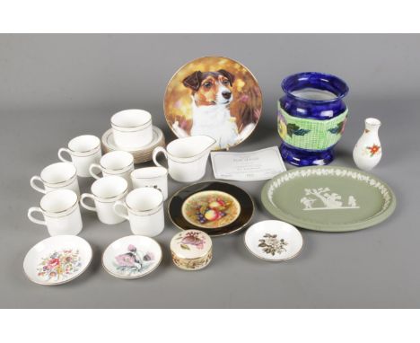 A collection of named ceramics to include Royal Worcester coffee set, Wedgwood plate, Danbury Mint Jack Russell cabinet plate