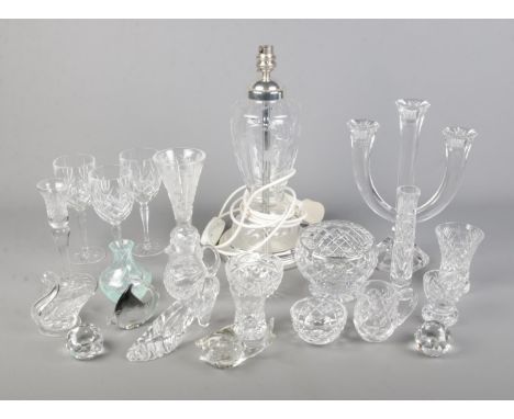 A collection of glassware to include Waterford small jug and bowl, Stuart crystal lamp, Nachtmann candlestick, Murano fish, G