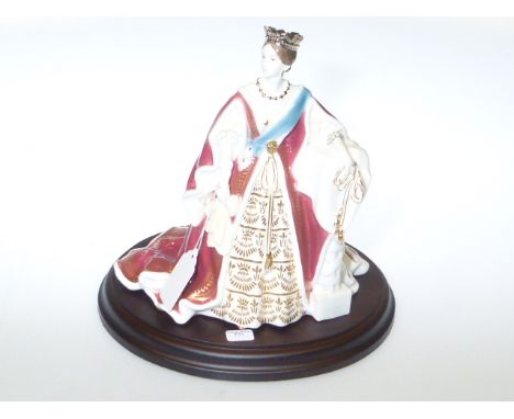 Royal Worcester limited edition figure 'Queen Victoria' with plinth and certificate