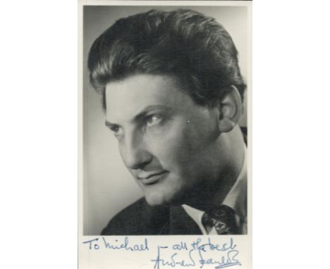 Andrew Faulds, a signed and dedicated 5x3. 5 vintage photo. An English actor and politician, as part of film director Ken Rus