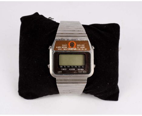 An Gentleman's stainless steel Omega Memomaster wristwatch, the rectangular dial with settings for Timer, Alarm and Agenda, o