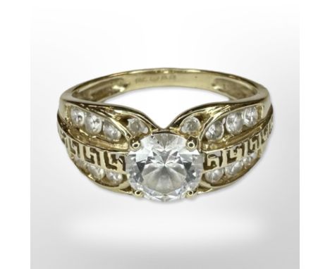 A 14ct yellow gold zircon cluster ring, size N/O. CONDITION REPORT: 3.6g.