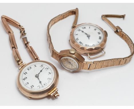 Two vintage ladies 9ct gold wristwatches with round enamel dials, and a modern 9ct yellow gold wristwatch by Accurist, gross 