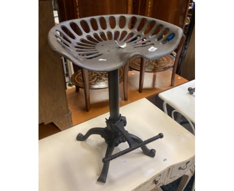 TRACTOR STOOL
