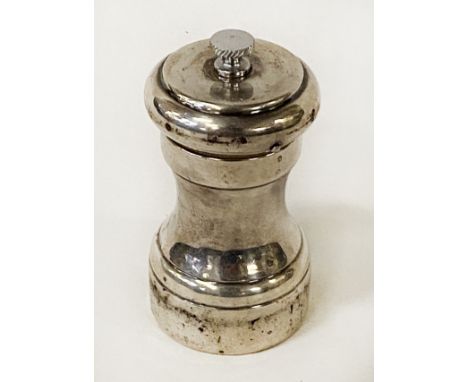 SILVER PEPPER GRINDER