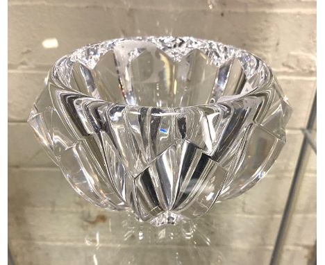 SIGNED ORREFORS ART GLASS BOWL 10.5CMS APPROX
