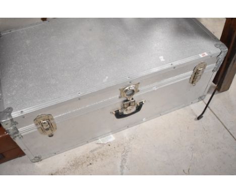 An aluminium trunk