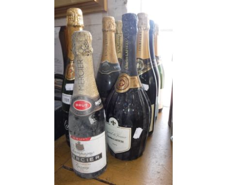 A COLLECTION OF CHAMPAGNE, including 'Charles Lafitte' 1985, a half bottle and some sparkling wine (8 full bottles and one ha