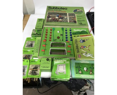 Subbuteo, Club edition, Table soccer, also included is corner kickers, Throw in figures, Scoreboard, TV tower, supporters, po