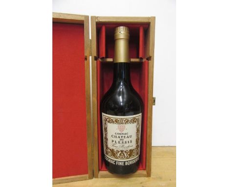 One bottle Chateau du Plessis Fine Borderie Cognac, boxed (Est. plus 21% premium inc. VAT)