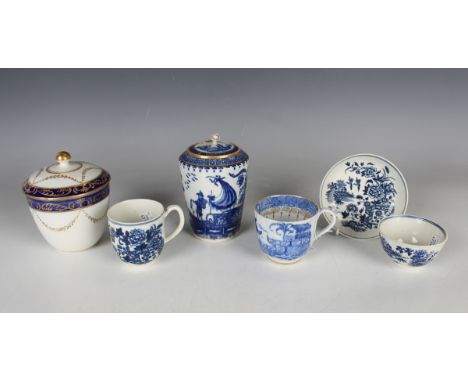 A Worcester porcelain blue printed Fisherman and Cormorant pattern tea canister and cover, circa 1770-75, of tapered cylindri