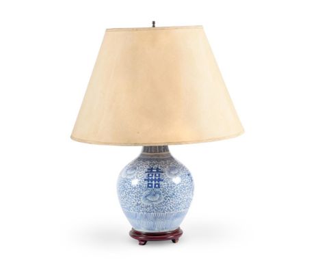 A CHINESE BLUE AND WHITE VASE 19TH CENTURY Now fitted as a lamp base vase 42cm high, height overall 75cm Condition Report: Cr
