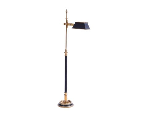 A FRENCH BRASS AND TÔLE PEINTE LIBRARY STANDARD LAMP IN LOUIS PHILIPPE STYLE, 20TH CENTURY 129cm high, the base 22cm diameter