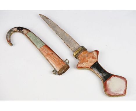 A Arabic Jambiya dagger with agate decoration. 