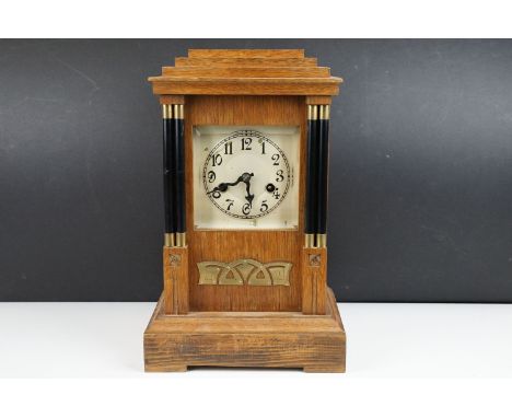 Early-to-mid 20th century German H. A. C oak 14 day strike mantel clock, no. 3270, the case of stepped form, with silvered di