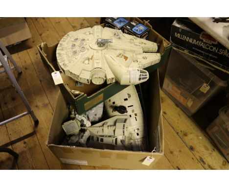 9x Star Wars vintage vehicles and accessories. Including; a Rebel Transport, AT-AT, Ranchor Beast, Snow Speeder, 2x AT-ST and