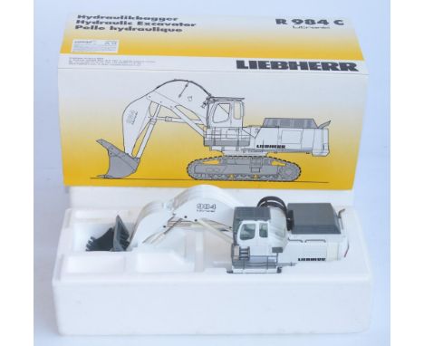 Boxed highly detailed Conrad 1/50 scale diecast Liebherr R984C Litronic Hydraulic Excavator model (item no 2914/0) in excelle