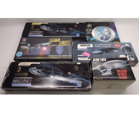 Various sci-fi collectables, incl. Star Trek FM radios, Star Trek Talking Alarm Clock, Star Trek Insurrection illuminating wa