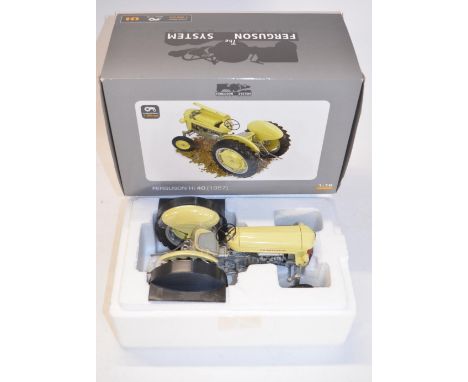 Boxed Universal Hobbies 1/16 scale limited edition (1500 pcs) diecast 1957 Ferguson Hi40 tractor model in mint condition, box