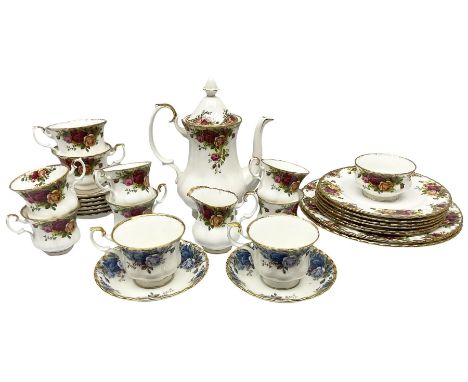 Royal Albert Old Country Roses pattern tea and dinner wares, comprising teapot, six teacups and six saucers, two larger teacu