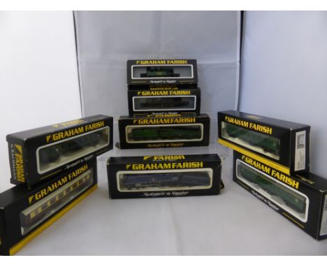 A quantity of boxed N gauge trains, coaches, by Graham Farish (8), by Bachmann, Masterpieces in Miniature, to include No: 150