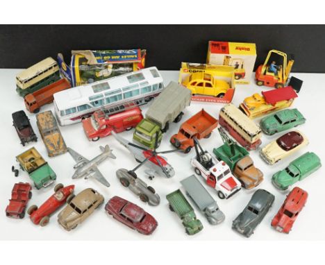 30 Circa Mid 20th C diecast models, mainly Dinky examples to include boxed Dublo 072 Bedford Articulated Truck (diecast vg, b