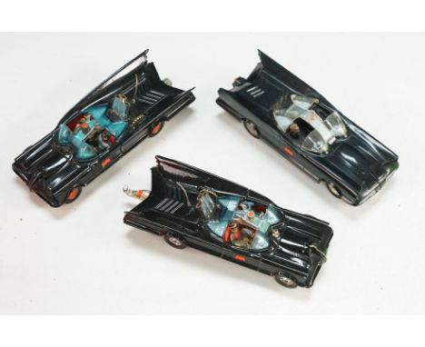 Triang Spot On Magicars Batmobile powered plastic model with Robin but no Batman figure, plus 2 x Corgi Batmobile diecast mod