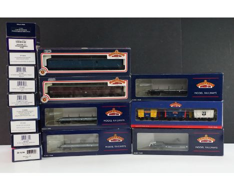 17 Boxed Bachmann OO gauge items of rolling stock to include 33-857 30 Ton Bogie Bolster Wagon BR LMS Grey, 37-080K 7 Plank E