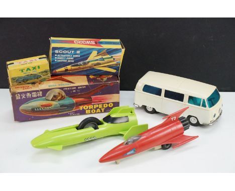 Six plastic &amp; tin plate models to include Kenner Lime Green Laker Special Racer, boxed friction drive Torpedo Boat (China