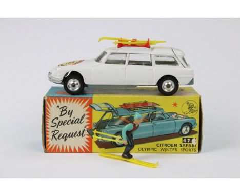 Boxed Corgi 475 Citroen Safari Olympic Winter Sports By Special Request diecast model, with skier figure, skis, poles and pap