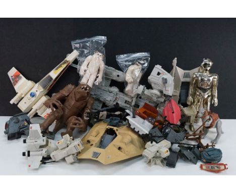 Star Wars - Collection of original Star Wars vehicles, mini rigs and creatures featuring Rebel Armoured Snowspeeder, AT-ST, O