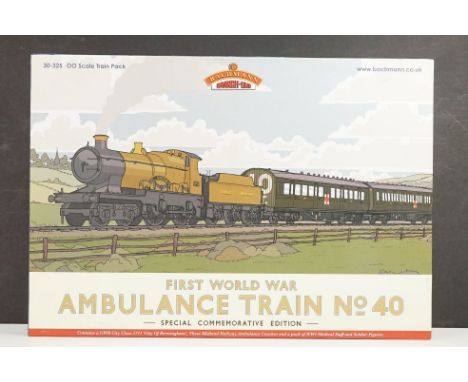 Boxed Bachmann OO gauge 30325 First World War Ambulance Train No 40 Special Commemorative Edition set, complete and ex