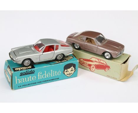 Two boxed Solido diecast models to include La Collection Haute Fidelite 139 Maserati 3.5l in silver with red interior (diecas