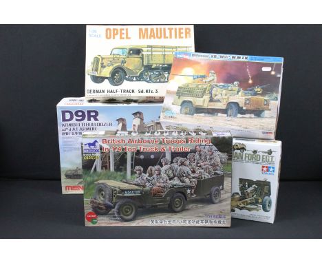 Five boxed 1/35 military plastic model kits to include Meng Stegosaurus Series SS-010 D9R Armoured Bulldozer x/Slat Armor, Ho