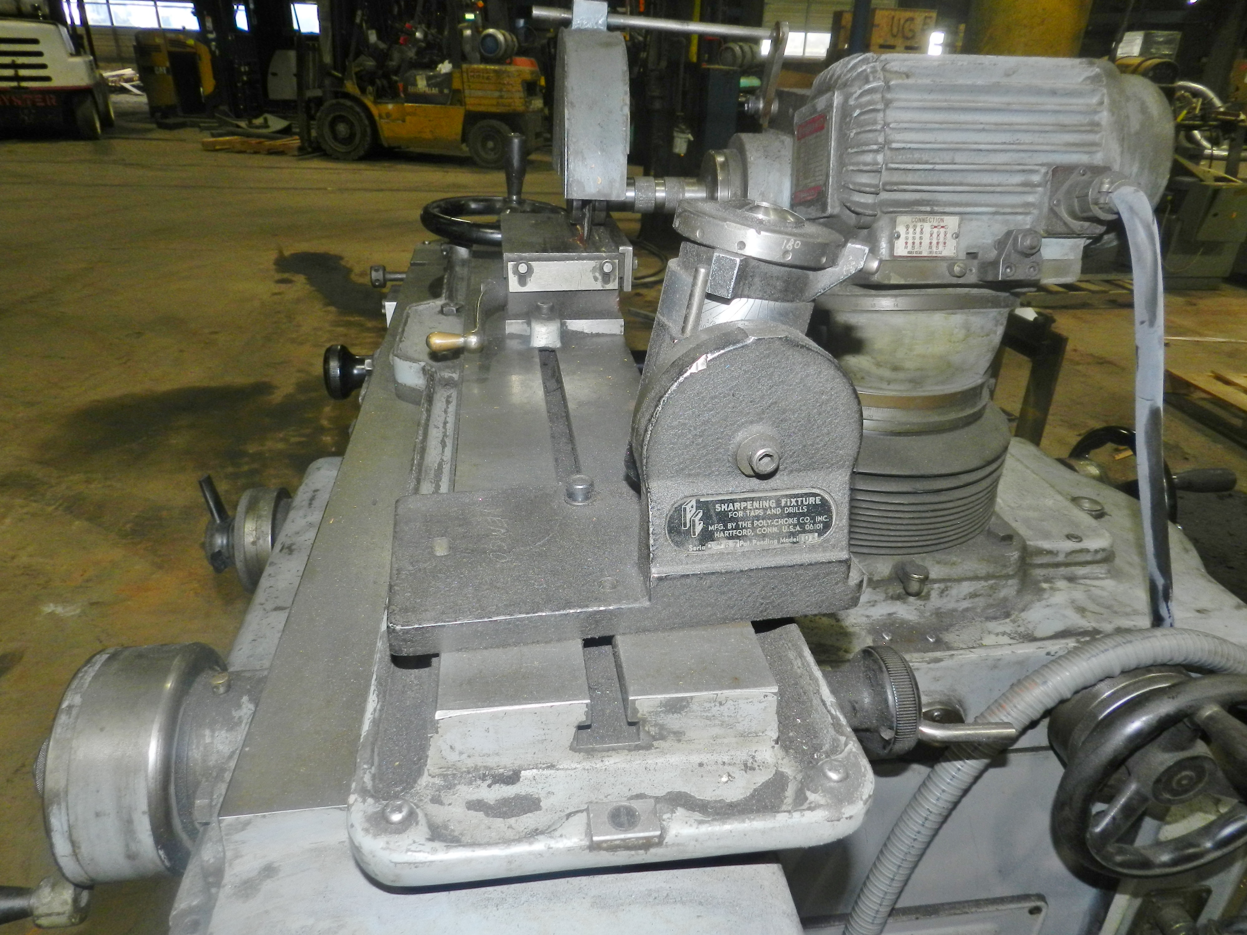 Makino C40 Universal Tool & Cutter Grinder Manufacturer Makino Model