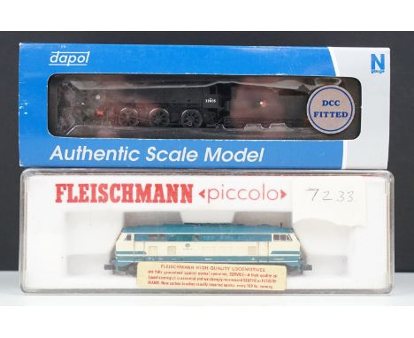 Two cased N gauge locomotives to include Dapol DCC Fitted ND207AD BR Q1 Steam Locomotive 33005 BR Late crest BR black and Fle