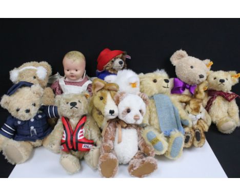 Quantity of various teddy bears to include examples from Merrythought and Steiff featuring Steiff 076992 Sam West Highland Te