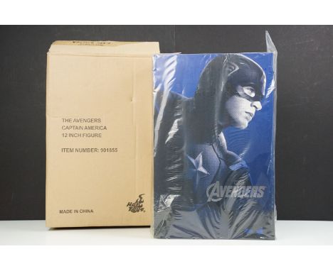 Boxed Hot Toys Movie Masterpiece DC Collectors Edition MMS174 The Avengers Captain America 1/6 scale action figure, in sealed