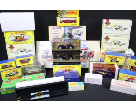 Collection of diecast models featuring 7 x Corgi models (The Original Omnibus, Commercials, etc), 16 x Matchbox models (Souve