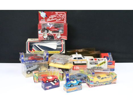 16 Boxed diecast models to include Crescent, Dinky, Corgi, No Rev, Nacoral etc featuring Corgi 651 Air France Concorde, Dinky