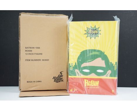 Boxed Hot Toys Movie Masterpiece DC Collectors Edition MMS219 Batman Classic TV Series Batman 1966 Robin 1/6 scale action fig