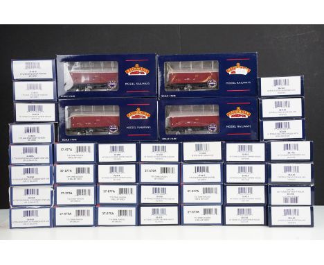 39 Boxed Bachmann OO gauge items of rolling stock to include 37-577A TTA Tank Wagon Shell BP grey, 37-575A TTA Tank Wagon BP 