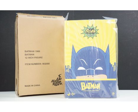 Boxed Hot Toys Movie Masterpiece DC Collectors Edition MMS218 Batman Classic TV Series Batman 1966 Batman 1/6 scale action fi