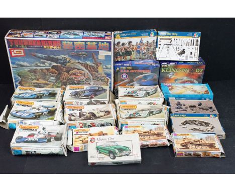 19 Boxed plastic model kits to include 10 x Matchbox model kits (1/32 PK-303 Porsche 917, PK-309 Tyrell P34/2, PK-307 Mercede