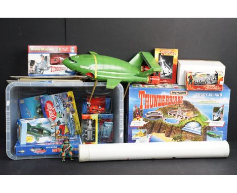 Collection of Gerry Anderson related collectibles, models &amp; diecast to include boxed Tyco View Master 3D gift Wesco Thund
