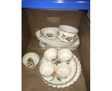 1 BOX OF ROYAL WORCESTER