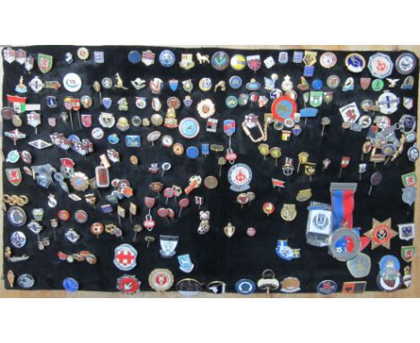 PIN BADGES Around 250 badges, metal pin, all given to ex referee Neil Midgley who sadly passed away in 2001 at the age of 58.